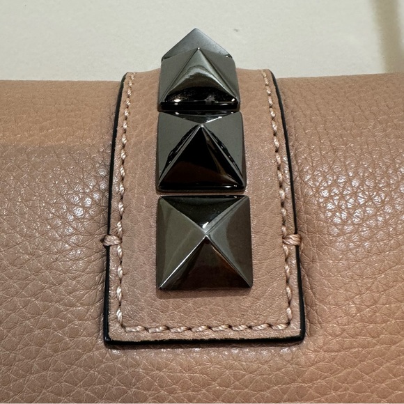 Valentino Rockstud Medium Glam Lock Flap Bag - Picture 12 of 13